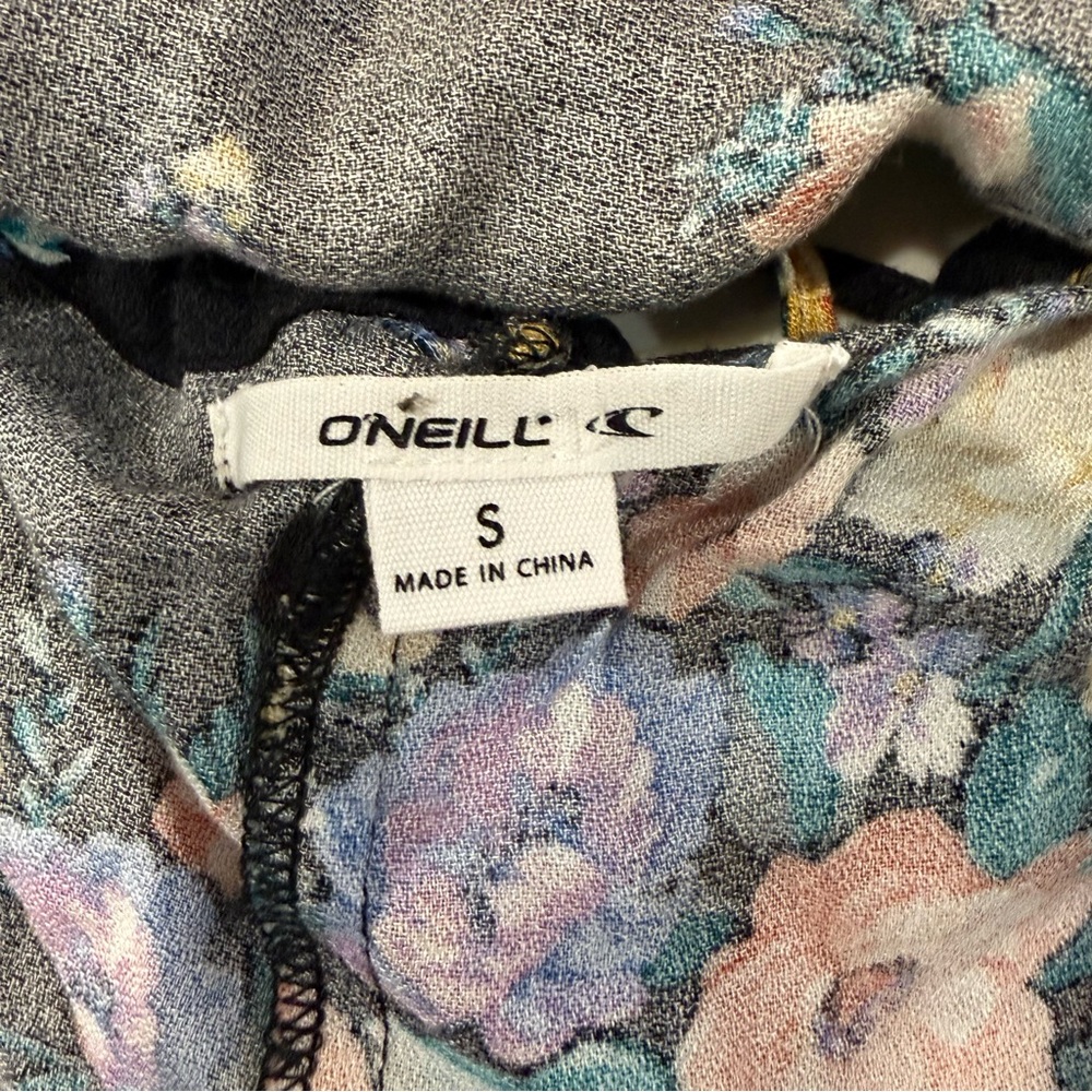 O’Neill NWT Alta Midi Floral Open Back Dress Women’s Small Black/Multi Romantic - Picture 9 of 14
